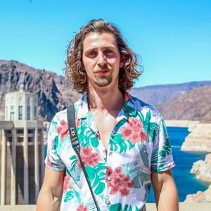 Meet your Posher, Daniel